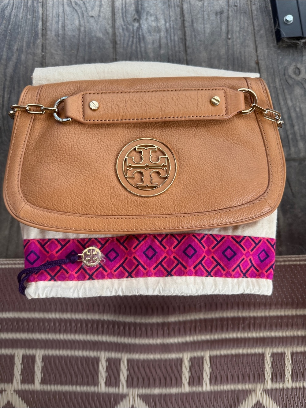Tory Burch Amanda Logo Flap Tan Pebbled Leather Shoulder Bag with gold chain